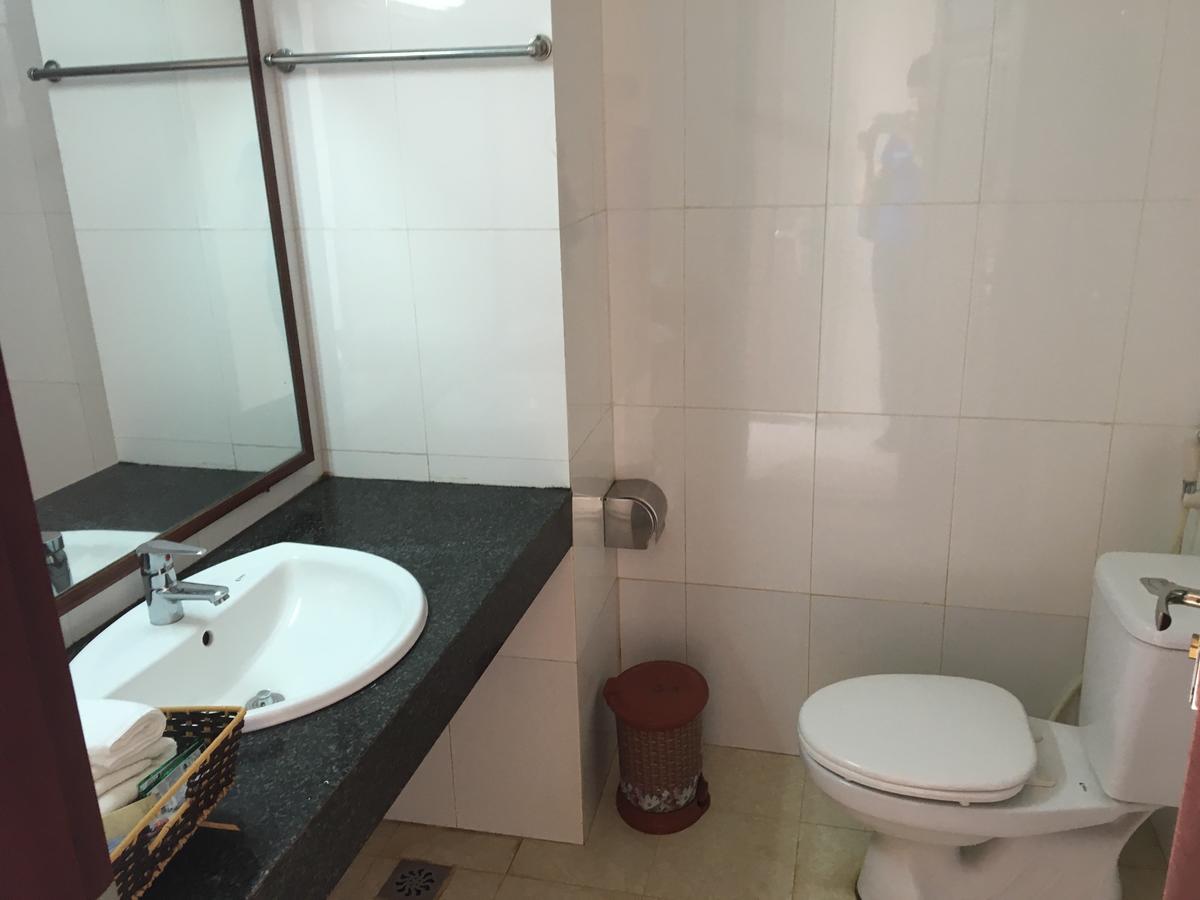 Nam Rom Hotel Diện Biên Phủ Buitenkant foto