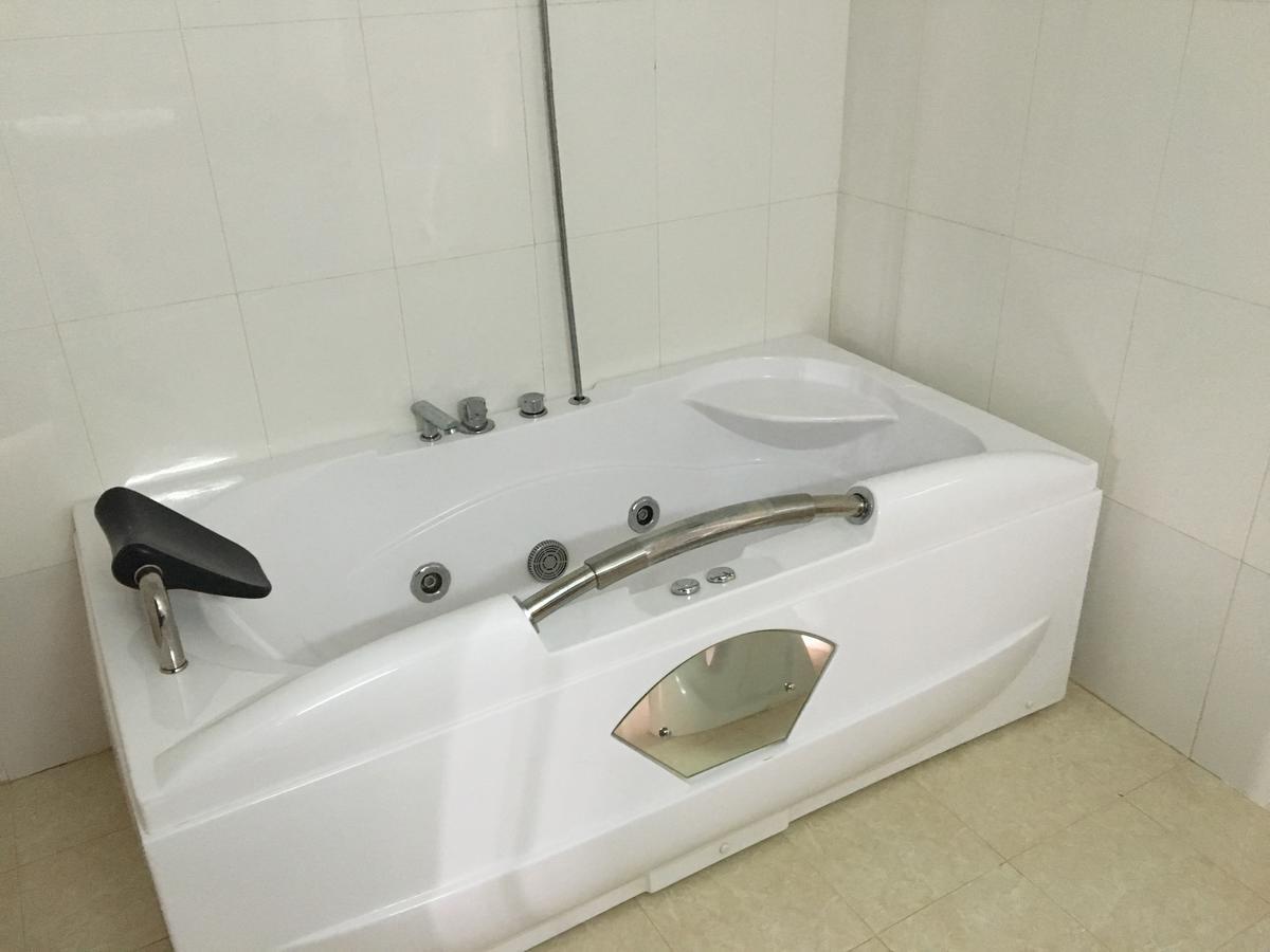 Nam Rom Hotel Diện Biên Phủ Buitenkant foto